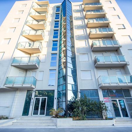 Becici -Lux Apartman ภายนอก รูปภาพ