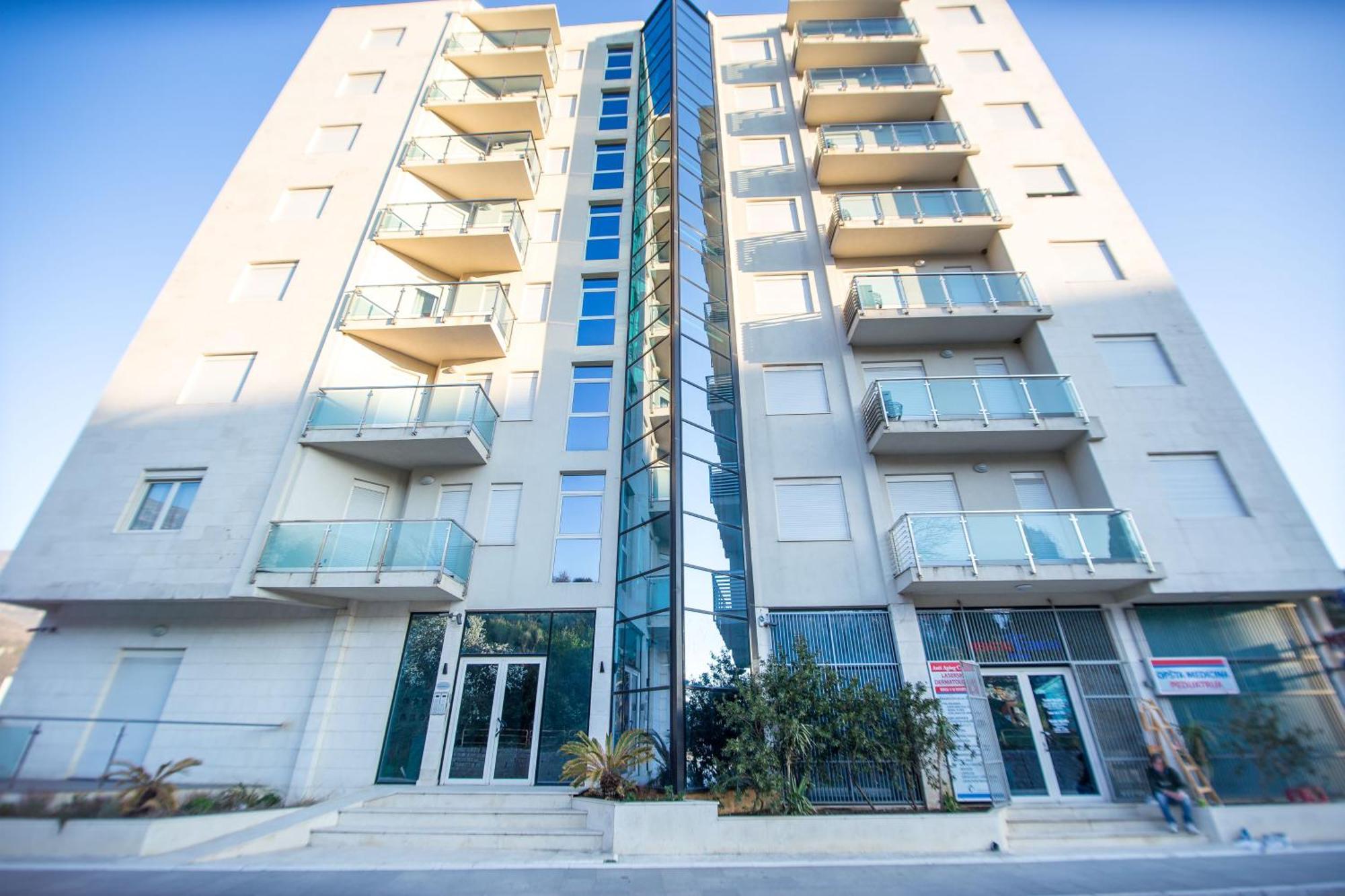 Becici -Lux Apartman ภายนอก รูปภาพ